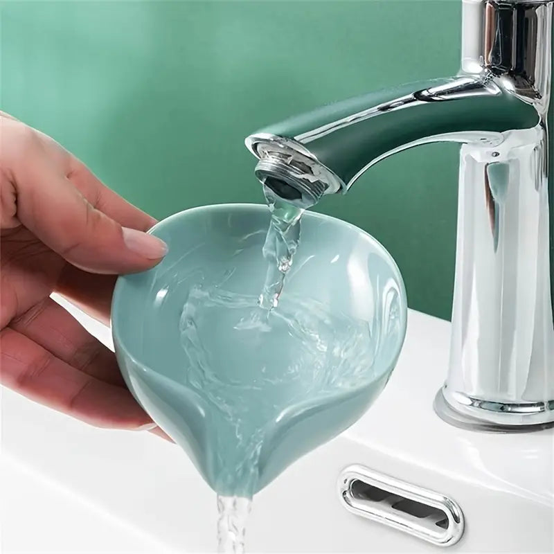 "Leaf Shape Suction Cup Soap Dish - Stylish Bathroom Organizer"