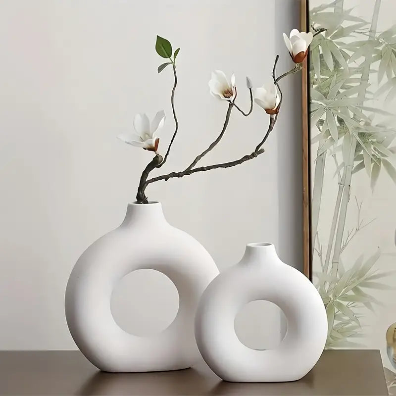 Bohemian Chic O-Shaped Resin Vase - Perfect for Bedroom & Living Room Decor, No Battery Needed